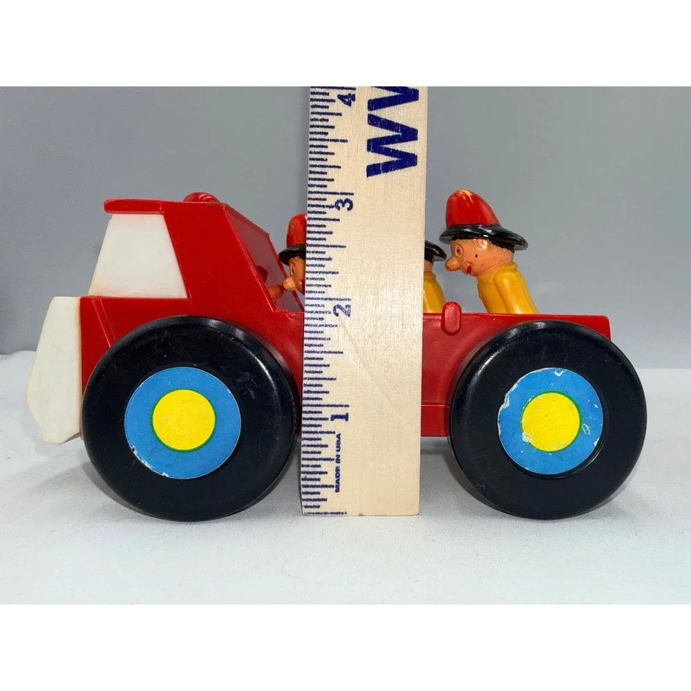 Vintage Fire Truck Toy Red Fair Retro Smiling Face Firefighters Toy Ringing Bell
